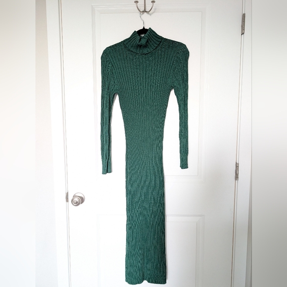 NWT 525 America Emerald Green Cable Knit Turtleneck Sweater Dress – Size S - Picture 5 of 10